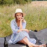 Veronika - Pique-nique dans l'herbe